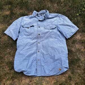 Carhartt Men's Short-Sleeve Chambray Button-Down Utility Shirt